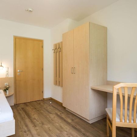 Garni Schorneck Bed & Breakfast Brunico Ngoại thất bức ảnh